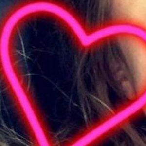 Meet your Posher, Chloe